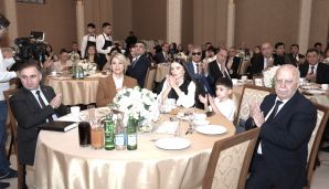 AHİK Zəfər Günü münasibətilə bayram tədbiri keçirib -   FOTOLAR — foto 10