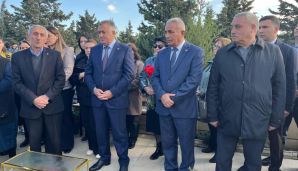 Abşeron rayonunda Vətən Müharibəsi şəhidləri yad edilib -   FOTOLAR — foto 10