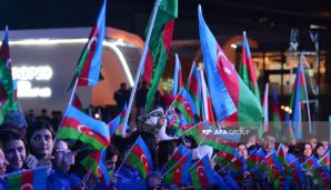 Bakıda Zəfər Günü münasibətilə keçirilən konsert atəşfəşanlıqla davam edib -   FOTO — foto 2