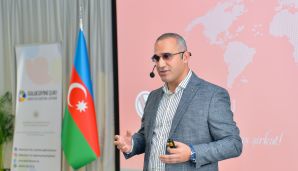 “Gələcəyini Qur!” təhsil təqaüdünü qazanmış abituriyentlərlə “Veysəloğlu Şirkətlər Qrupu”nda görüş keçirildi -       FOTOLAR — foto 5