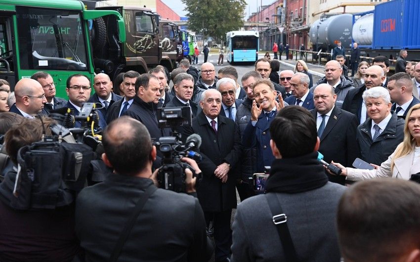 Baş nazir Əli Əsədov Minsk Avtomobil Zavodunda olub