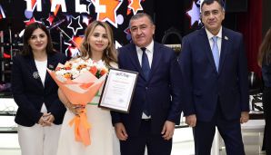 Xətai rayonunda 5 oktyabr-Müəllimlər Günü münasibətil tədbir keçirildi -       FOTOLAR — foto 16