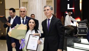 Xətai rayonunda 5 oktyabr-Müəllimlər Günü münasibətil tədbir keçirildi -       FOTOLAR — foto 20