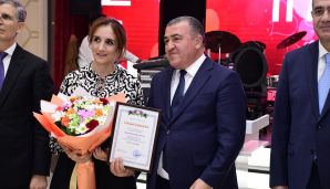 Xətai rayonunda 5 oktyabr-Müəllimlər Günü münasibətil tədbir keçirildi -       FOTOLAR — foto 22