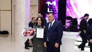 Xətai rayonunda 5 oktyabr-Müəllimlər Günü münasibətil tədbir keçirildi -       FOTOLAR — foto 24