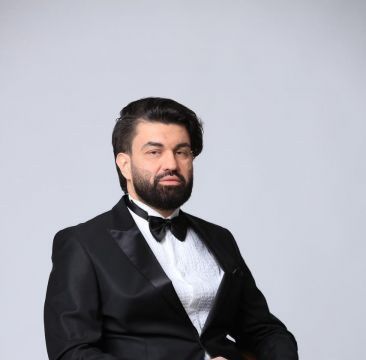 Ülvi Qılınc: "Allah üzümüzə baxıb ki, dırnaqarası Xalq artistləri P Diddidən xəbər tutmayıblar, təyyarəyə lüt minib gedərdilər"