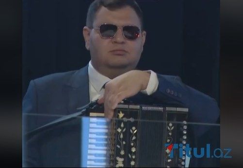 Bu görmə məhdudiyyətli gənc azərbaycanlı məşhurun     ÖVLADI İMİŞ - VİDEO
