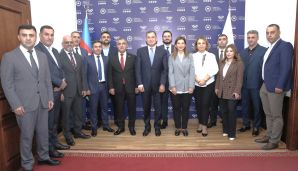 AHİK ilə Mediasiya Şurası arasında birgə əməkdaşlığa dair memorandum imzalanıb -    FOTOLAR — foto 9
