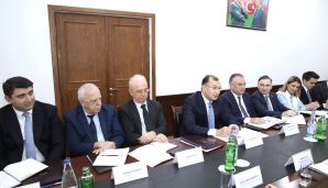 AHİK ilə Mediasiya Şurası arasında birgə əməkdaşlığa dair memorandum imzalanıb -    FOTOLAR — foto 6