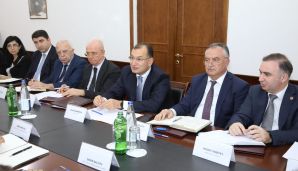 AHİK ilə Mediasiya Şurası arasında birgə əməkdaşlığa dair memorandum imzalanıb -    FOTOLAR — foto 3