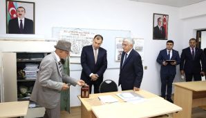 AHİK sədri qurumun Əmək və Sоsial Münasibətlər Akademiyasında tədrisin vəziyyəti ilə maraqlanıb -       FOTOLAR — foto 15