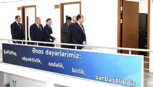 AHİK sədri qurumun Əmək və Sоsial Münasibətlər Akademiyasında tədrisin vəziyyəti ilə maraqlanıb -       FOTOLAR — foto 17
