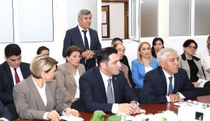AHİK sədri qurumun Əmək və Sоsial Münasibətlər Akademiyasında tədrisin vəziyyəti ilə maraqlanıb -       FOTOLAR — foto 23