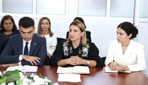AHİK sədri qurumun Əmək və Sоsial Münasibətlər Akademiyasında tədrisin vəziyyəti ilə maraqlanıb -       FOTOLAR — foto 24