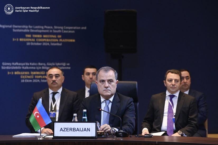 Şərqi Zəngəzurla Naxçıvan Muxtar Respublikasını birləşdirən kommunikasiyaların tezliklə tamamlanmasına ümidvarıq -     Ceyhun Bayramov