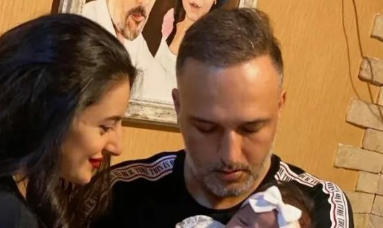 Bu da 3-cü dəfə evlənən Azərin ailəsi -     FOTO