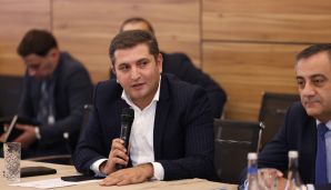 Media qurumları ilə görüş keçirildi -   FOTOLAR — foto 6