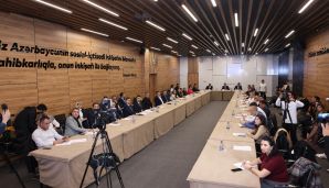 Media qurumları ilə görüş keçirildi -   FOTOLAR — foto 5