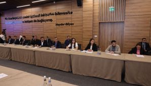 Media qurumları ilə görüş keçirildi -   FOTOLAR — foto 1