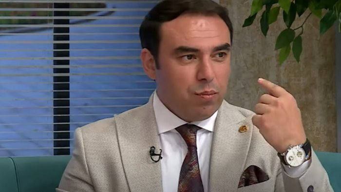 "Pulum var, amma istirahətə getməyə utanıram"