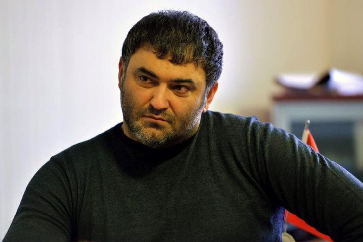 “Ölkədən çıxışıma “Stop” qoyulub, o götürülsün çıxıb gedəcəm”