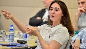 “COP29 və Dayanıqlı Media Təcrübələri” mövzusunda növbəti təlimlər keçilir  -   FOTOLAR — foto 10