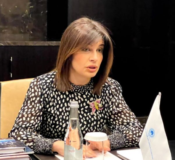 Sürpriz isim: Onun qızı öndədir
