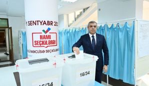 Samir Nuriyev səs verdi -       FOTO — foto 4