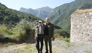 Prezident İlham Əliyev və birinci xanım Mehriban Əliyeva Kəlbəcərdəki Xudavəng monastır kompleksində olublar -       FOTO - YENİLƏNDİ — foto 4