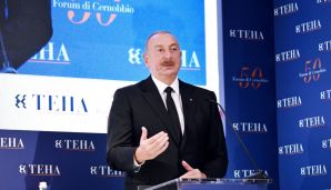 İlham Əliyev Beynəlxalq Çernobbio Forumunda “Yeni geosiyasi şəraitdə Azərbaycanın rolu” adlı sessiyada çıxış edib -   YENİLƏNDİ - FOTOLAR — foto 8