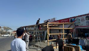 Xəzər rayonunda sürücülərin və piyadaların hərəkətinə maneə yaradan mağaza söküldü -           FOTOLAR — foto 4