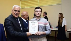 Xətai rayonunda yüksək bal toplayan tələbələrlə görüş keçirildi -       FOTOLAR — foto 7