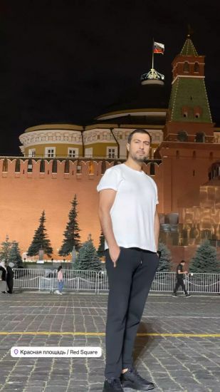 "Oteldə oturmuşdum və birdən yadıma düşdü ki..."