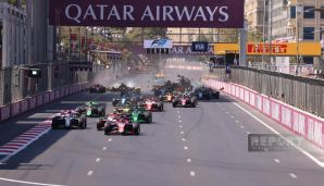 "Formula 2": Bakıdakı yarışda zəncirvari qəza baş verdi -   FOTO — foto 2