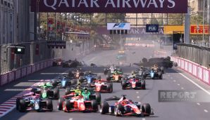 "Formula 2": Bakıdakı yarışda zəncirvari qəza baş verdi -   FOTO — foto 4