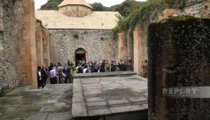 Diplomatik korpusun nümayəndələri Xudavəng monastır kompleksində olublar — foto 6