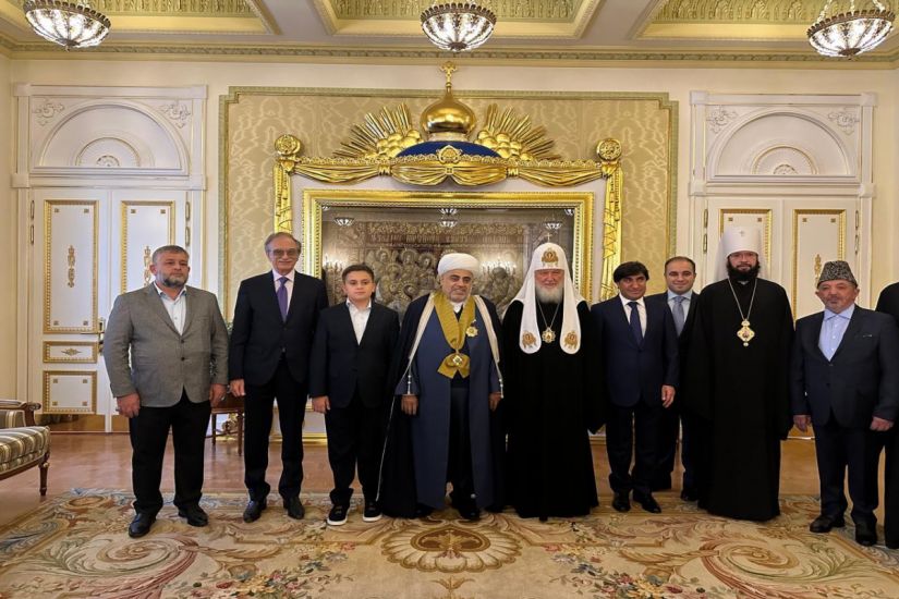 Allahşükür Paşazadə Moskvada Rus Pravoslav Kilsəsinin ordeni ilə təltif edildi