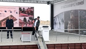 Prezident İlham Əliyev Ağdam rayonunun Eyvazxanbəyli kəndinin təməlqoyma mərasimində iştirak etdi -   YENİLƏNDİ - FOTOLAR — foto 5