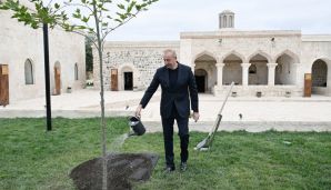 Prezident İlham Əliyev Ağdam şəhərində İmarət Kompleksinin bərpadan sonra açılışında iştirak etdi -   FOTO - YENİLƏNDİ — foto 8