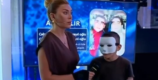 "Yediyimiz ətdən qurd çıxır, bizi hər gün döyürlər" –     Bakıda 13 yaşlı oğlan uşaq evindən qaçdı və efirə çıxdı