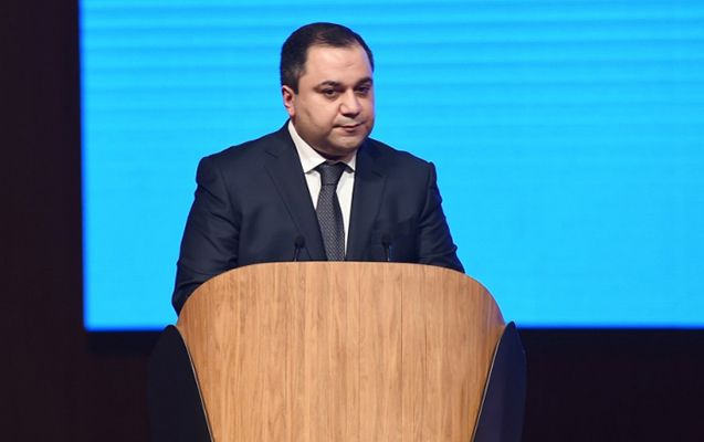 “Deyirdi, evinizi partladacam” –     “Azərmaş” sədri məhkəmədə ölümlə hədələnməyindən DANIŞDI