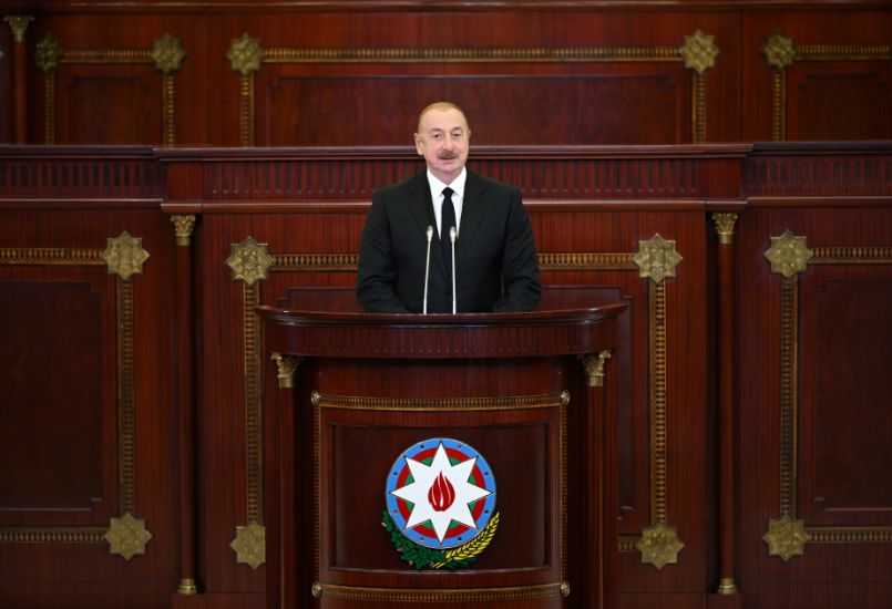 İlham Əliyev: Quru sərhədlərimizin bağlı olması bizi çox böyük fəlakətlərdən xilas etdi