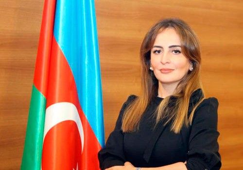 Nazir müavininin xanımı vəzifəsindən çıxarıldı