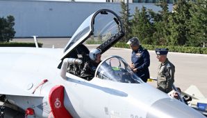 Prezident İlham Əliyevə çoxməqsədli JF-17C təyyarələri təqdim olunub -     YENİLƏNDİ - 2 — foto 7