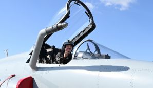 Prezident İlham Əliyevə çoxməqsədli JF-17C təyyarələri təqdim olunub -     YENİLƏNDİ - 2 — foto 8