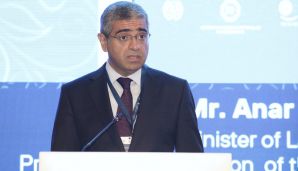 Bakıda "İqlim dəyişmələri və ədalətli keçid: həmkarlar ittifaqlarının rolu və fəaliyyətləri" mövzusunda beynəlxalq konfrans keçirilir -   FOTOLAR — foto 14