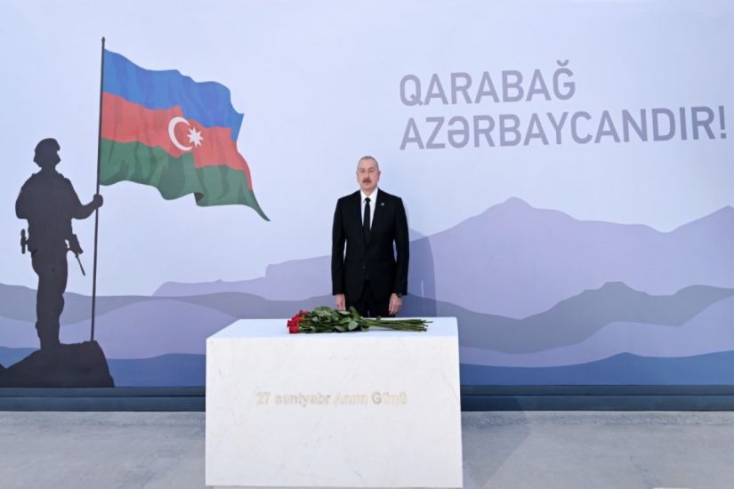 Prezident İlham Əliyev Zəfər parkında olub -   FOTO - YENİLƏNDİ