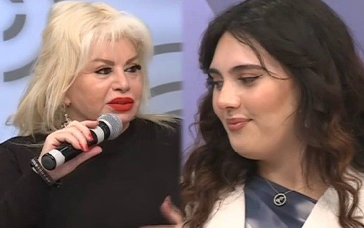 Nəvəsini efirə gətirib aparıcı olmasını istədi -     VİDEO