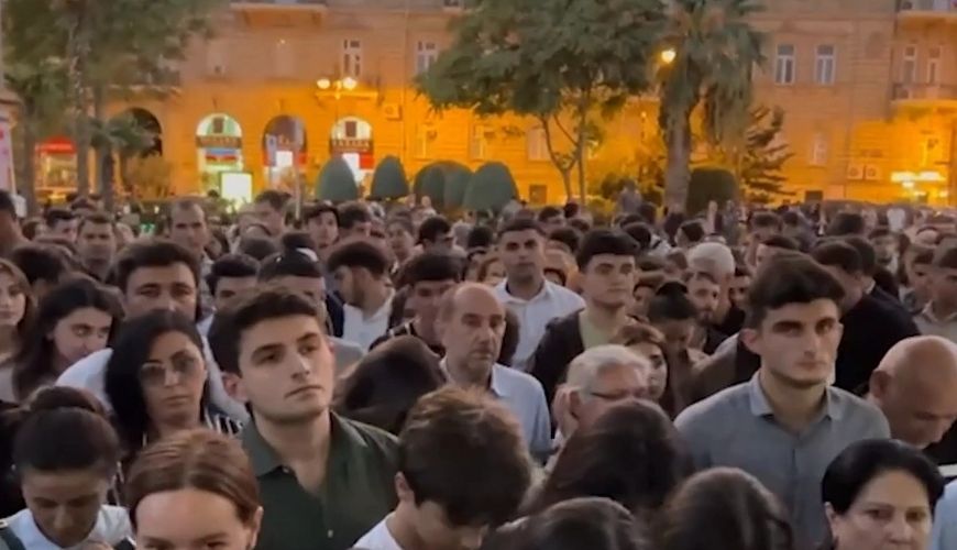 "İçərişəhər" stansiyasının önündə dəhşətli     SIXLIQ