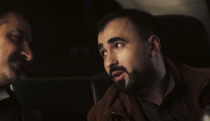 Azərbaycanda aktyorlara hücum oldu: bığlarını qırxdılar və… -     FOTO